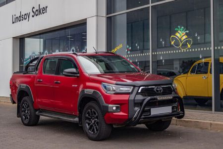 2022-Toyota-Hilux-28-GD-6-Raised-Body-Legend-Auto-Double-Cab_0