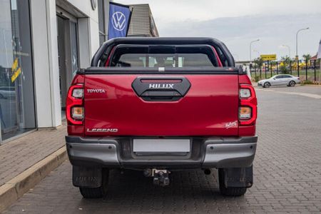 2022-Toyota-Hilux-28-GD-6-Raised-Body-Legend-Auto-Double-Cab_5