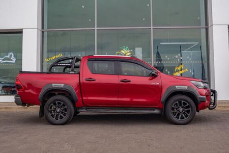 2022-Toyota-Hilux-28-GD-6-Raised-Body-Legend-Auto-Double-Cab_7