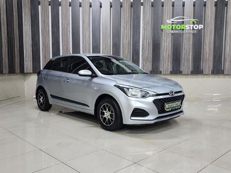 2020-Hyundai-i20-12-Motion_0