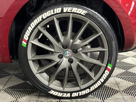 2014-Alfa-Romeo-MiTo-14T-Multiair-Quadrifoglio-Verde-Sport_4