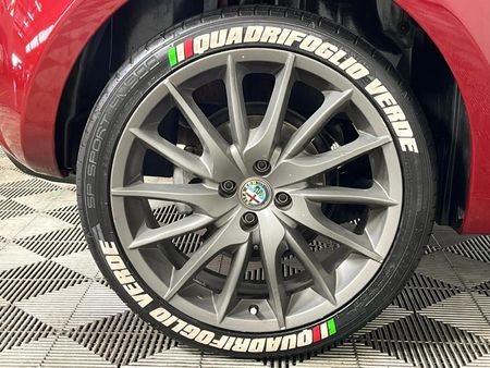 2014-Alfa-Romeo-MiTo-14T-Multiair-Quadrifoglio-Verde-Sport_5