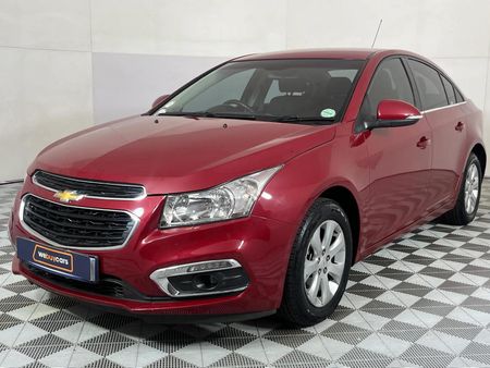 2015-Chevrolet-Cruze-14T-LS-Auto_0