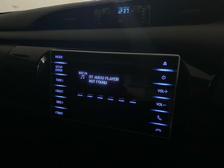 2017-Toyota-Hilux-24-GD-6-SRX-4x4-Single-Cab_7