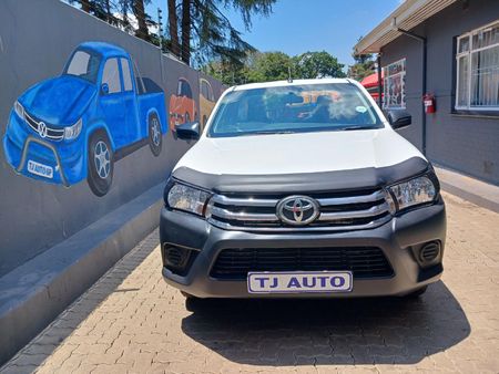 2016-Toyota-Hilux-24-GD-Single-Cab_1