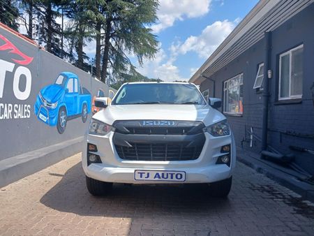 2023-Isuzu-D-Max-19-DDI-HR-X-Rider-4x4-Auto-Double-Cab_12