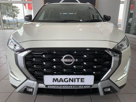 2025-Nissan-Magnite-10-Acenta-Auto_3
