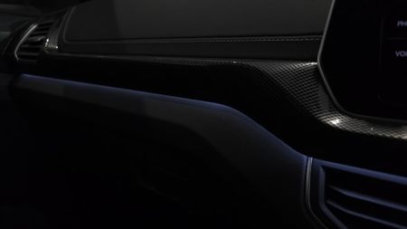 2025-Volkswagen-T-Cross-10-TSI-R-Line-Auto_11