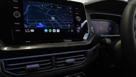 2025-Volkswagen-T-Cross-10-TSI-R-Line-Auto_17
