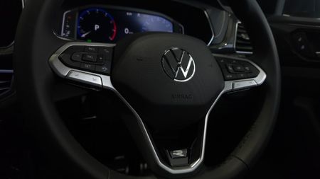 2025-Volkswagen-T-Cross-10-TSI-R-Line-Auto_27