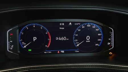 2025-Volkswagen-T-Cross-10-TSI-R-Line-Auto_31