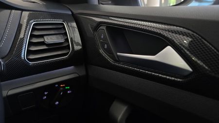 2025-Volkswagen-T-Cross-10-TSI-R-Line-Auto_37