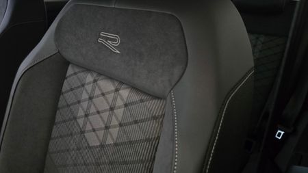 2025-Volkswagen-T-Cross-10-TSI-R-Line-Auto_4