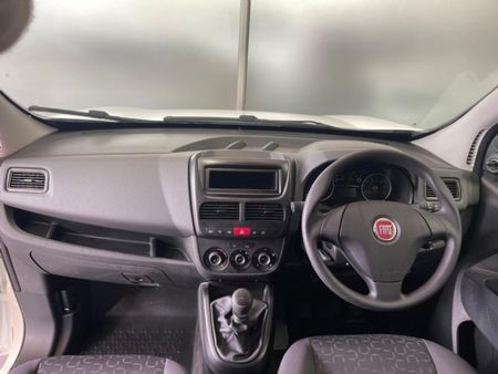 2024-Fiat-Doblo-Cargo-Maxi-16-MultiJet-Panel-Van_6