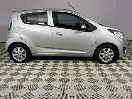 2010-Chevrolet-Spark-12-LS_14