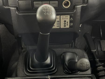 2016-Land-Rover-Defender-130-22D-Crew-Cab-Double-Cab_9
