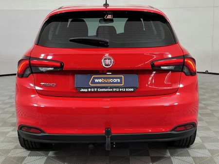 2022-Fiat-Tipo-16-City-Life-Auto-5-dr_10