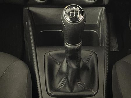 2023-Suzuki-Baleno-15-GL_10