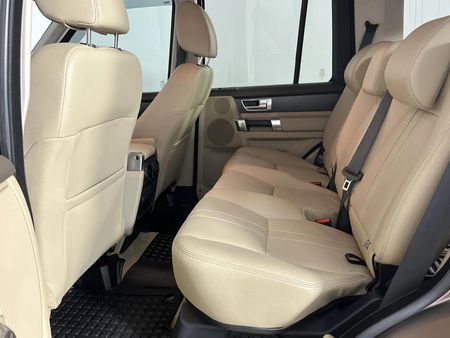 2014-Land-Rover-Discovery-4-30-TD-V6-XS-155kW_3
