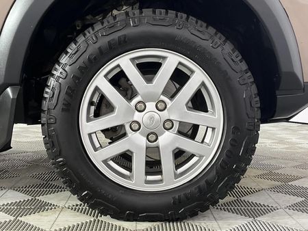 2014-Land-Rover-Discovery-4-30-TD-V6-XS-155kW_5