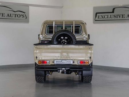 2023-Toyota-Land-Cruiser-79-45-D-Double-Cab_4
