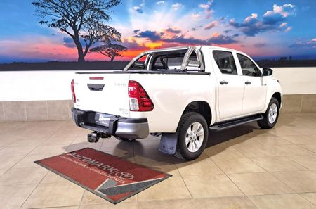 2018-Toyota-Hilux-24-GD-6-SRX-4x4-Double-Cab-Auto_5