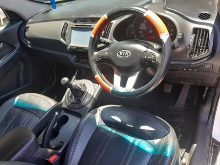 2012-Kia-Sportage-20_4