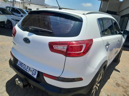 2012-Kia-Sportage-20_5