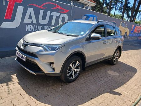2017-Toyota-RAV4-20-GX-Auto_0