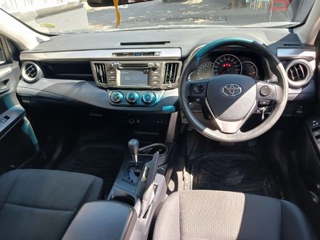 2017-Toyota-RAV4-20-GX-Auto_9