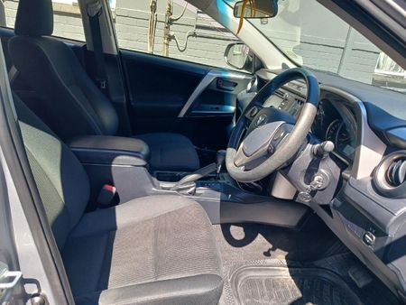 2017-Toyota-RAV4-20-GX-Auto_10