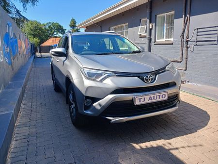 2017-Toyota-RAV4-20-GX-Auto_2