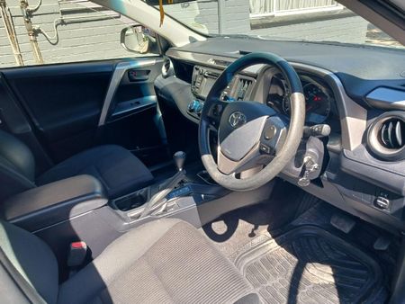 2017-Toyota-RAV4-20-GX-Auto_8