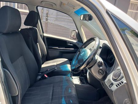 2015-Suzuki-SX4-20_9