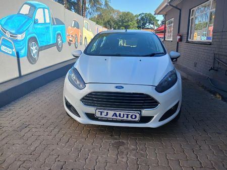 2017-Ford-Fiesta-14-Ambiente-5-dr_1