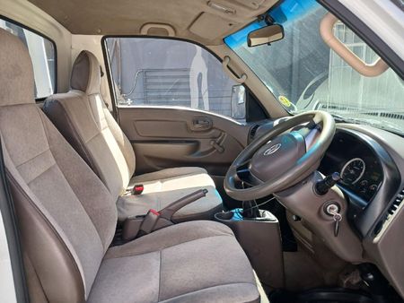 2018-Hyundai-H100-Bakkie-26D-Dropside_9