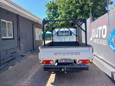 2018-Hyundai-H100-Bakkie-26D-Dropside_5