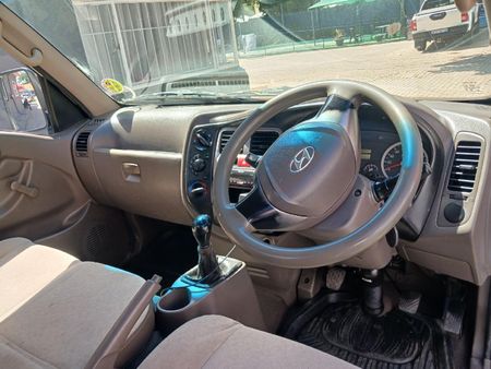 2018-Hyundai-H100-Bakkie-26D-Dropside_7