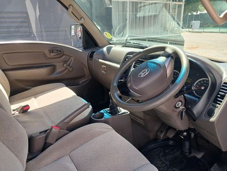 2018-Hyundai-H100-Bakkie-26D-Dropside_8