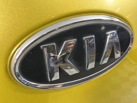 2012-Kia-Sportage-20-Auto_11