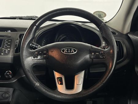 2012-Kia-Sportage-20-Auto_12