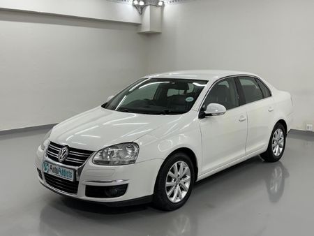 2010-Volkswagen-Jetta-14-TSI-Comfortline_0