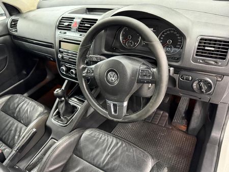 2010-Volkswagen-Jetta-14-TSI-Comfortline_7