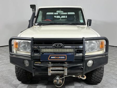 2012-Toyota-Land-Cruiser-79-40-Single-Cab_9