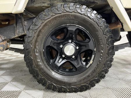 2012-Toyota-Land-Cruiser-79-40-Single-Cab_5