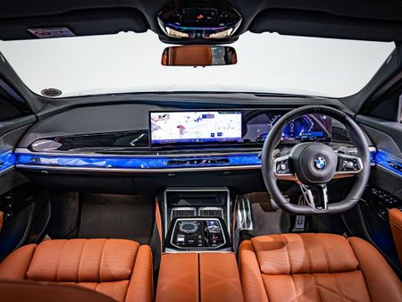 2024-BMW-7-Series-740i-M-Sport-Pro_11