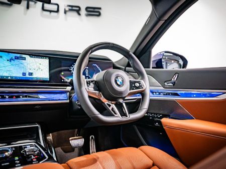 2024-BMW-7-Series-740i-M-Sport-Pro_14