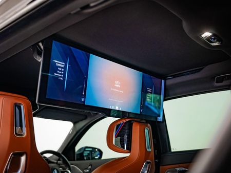 2024-BMW-7-Series-740i-M-Sport-Pro_16