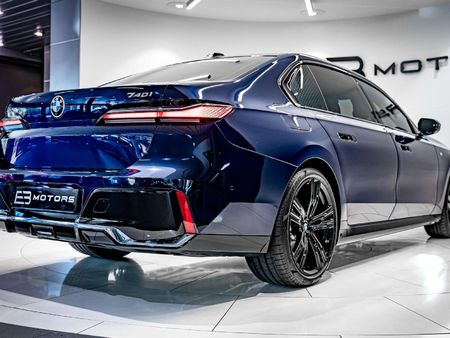 2024-BMW-7-Series-740i-M-Sport-Pro_18