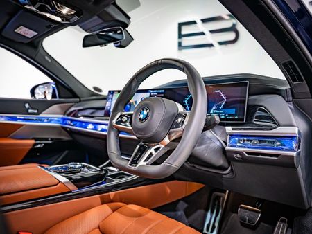 2024-BMW-7-Series-740i-M-Sport-Pro_7